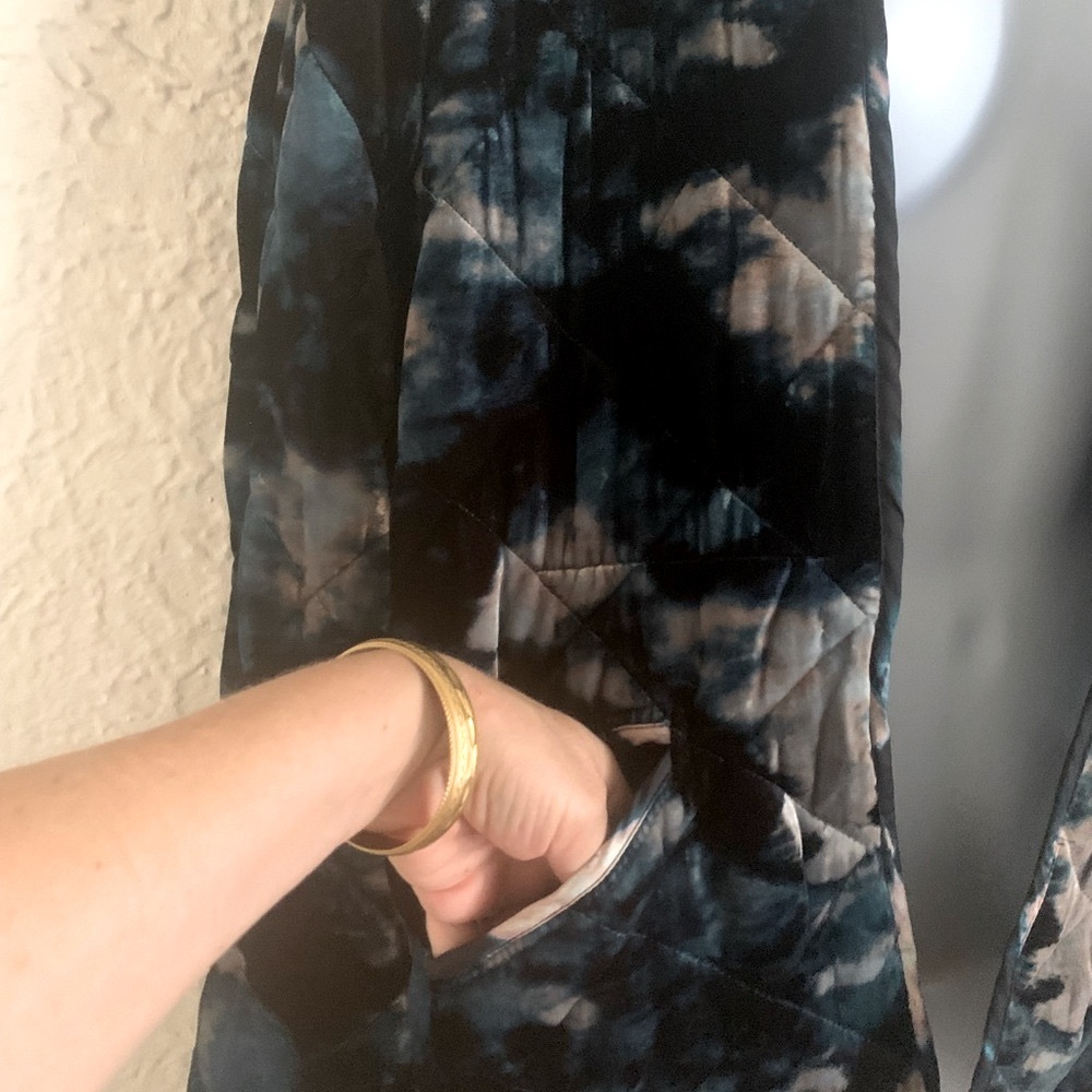 Johnny Was + NM "Shadow" Silk Rayon Blend Velvet Quilted Jacket Pockets MED P… - Picture 5 of 6